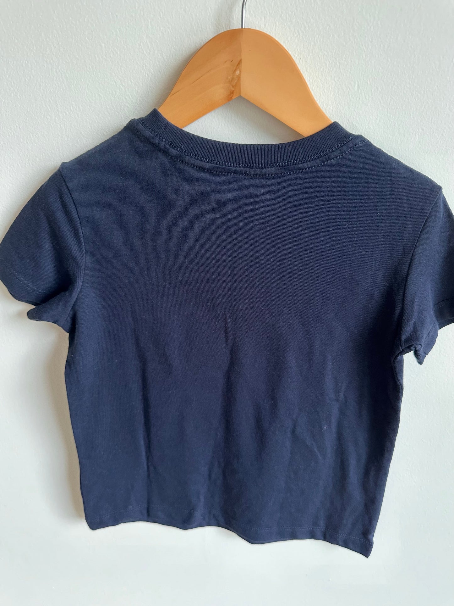 Old Navy T-shirt (With Tags) / 5 years