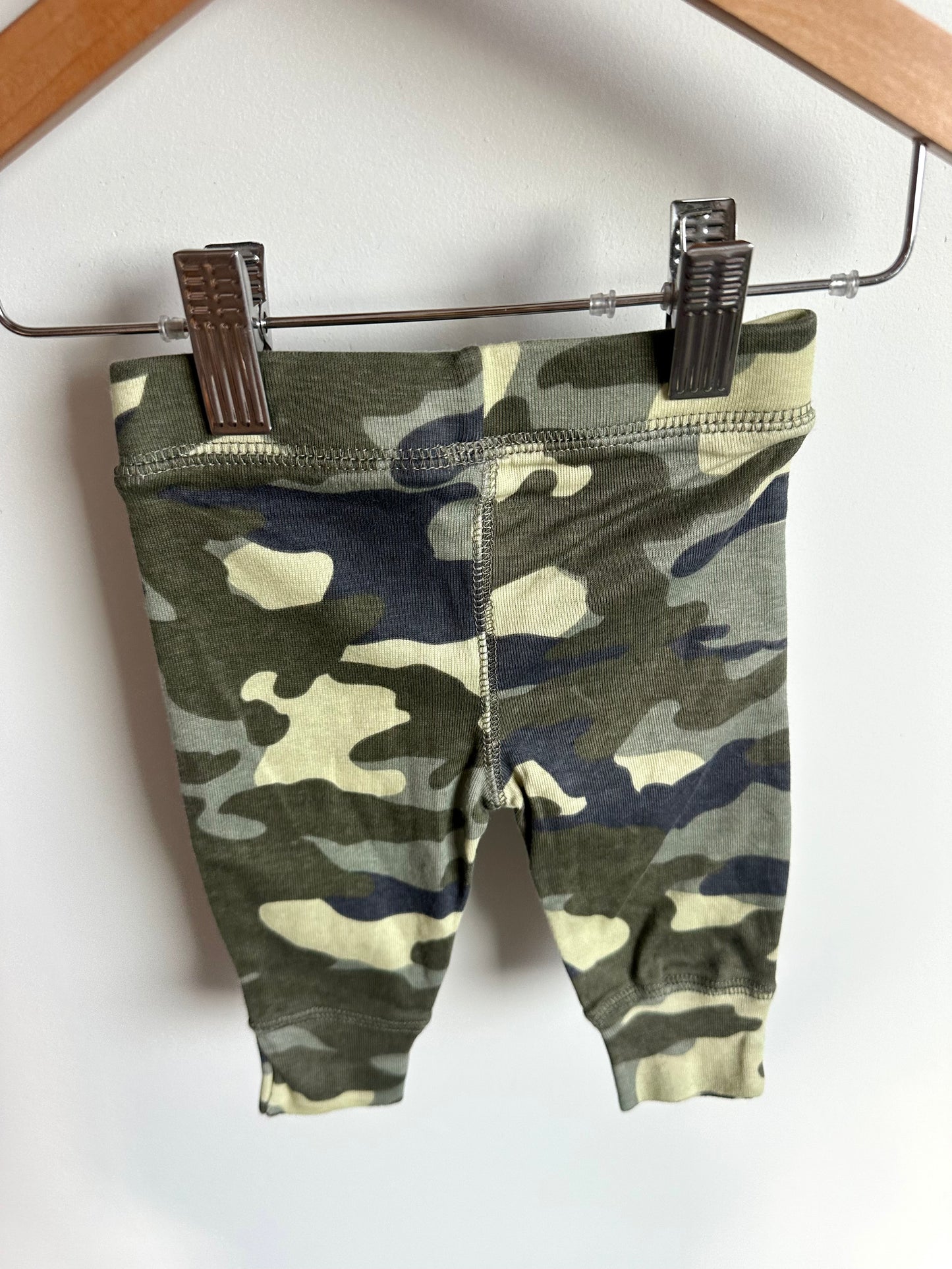 Green Camo Tapered Pants with Drawstring / 0-3m