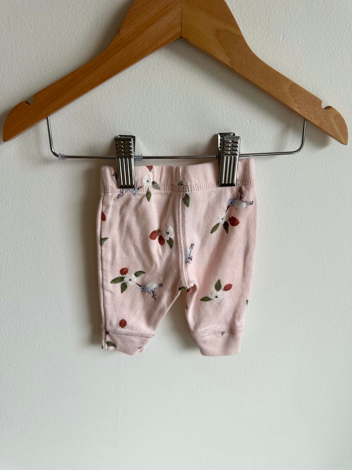 Newborn Strawberry Floral Leggings / 0m