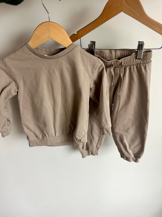 Taupe Crew Neck + Pants Set / 18-24m