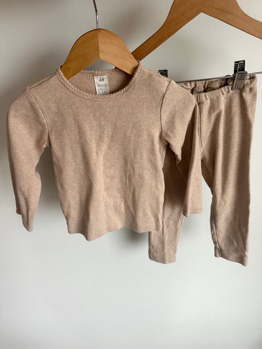 H&M Ribbed Top + Pants Set (PLAY) / 18-24m