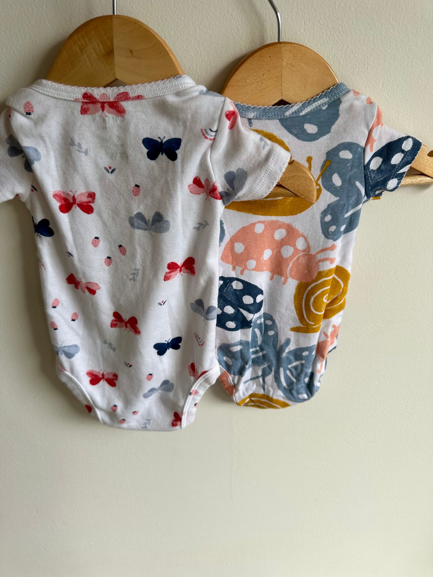 Set of 2 Short Sleeve Bodysuits - Bugs / 0-3m