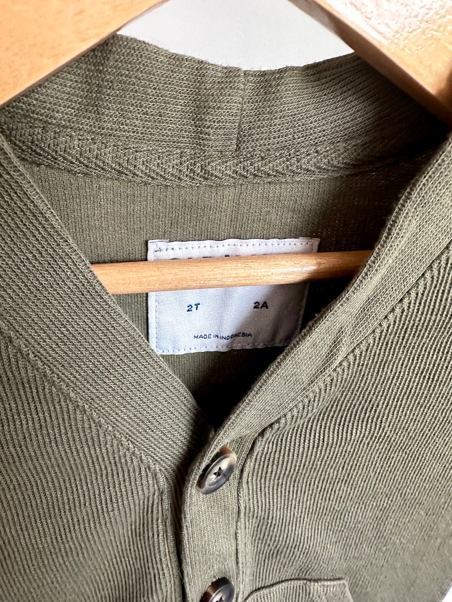 Green Cardigan with Pockets / 2T