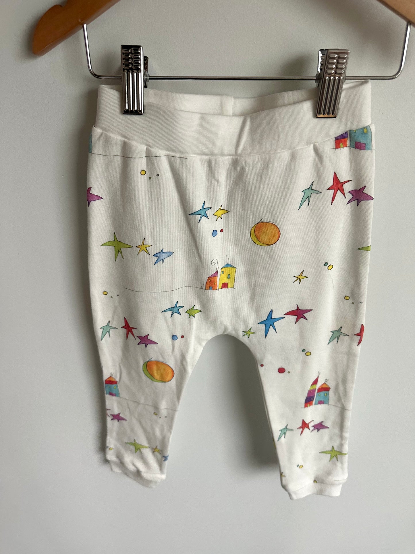 Organic Cotton House with Sky White Pants / 12-18m