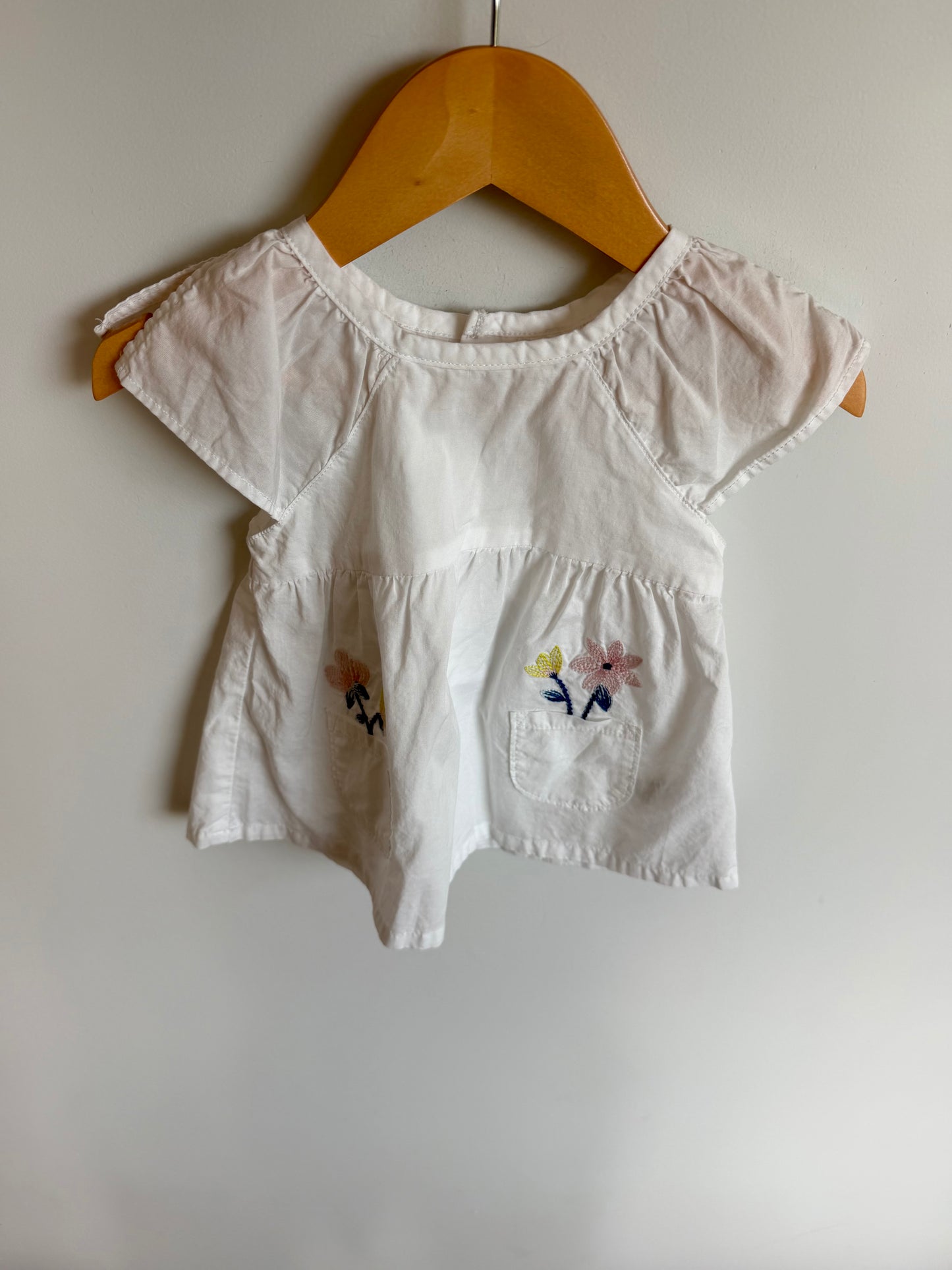 White Embroidery Flower Cotton Tunic Top / 18m