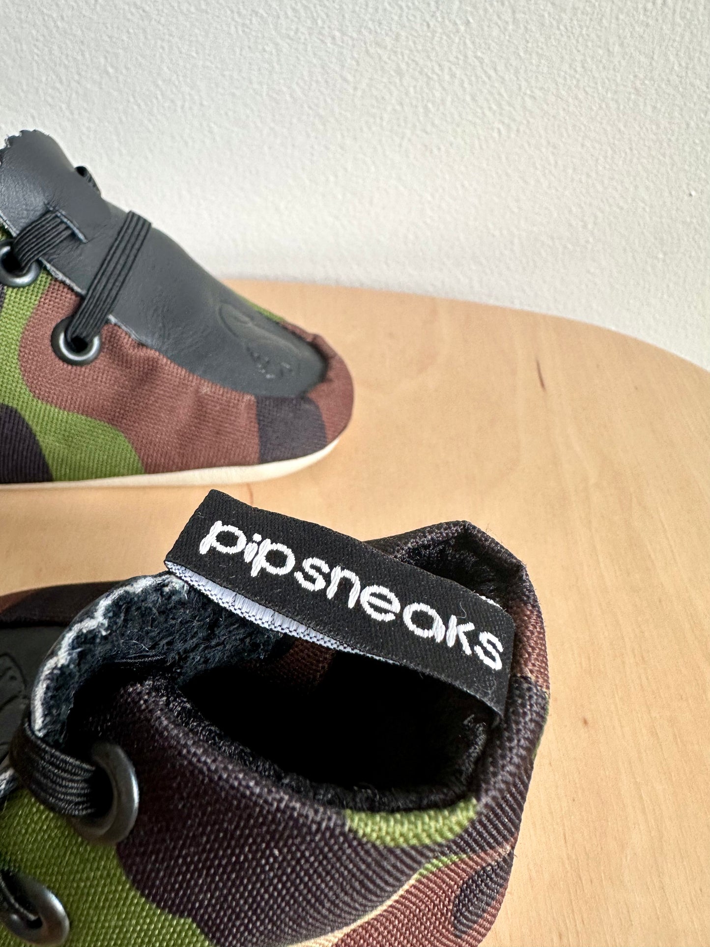 Pipsneaks Soft Sole Shoes / Size 2 Infant