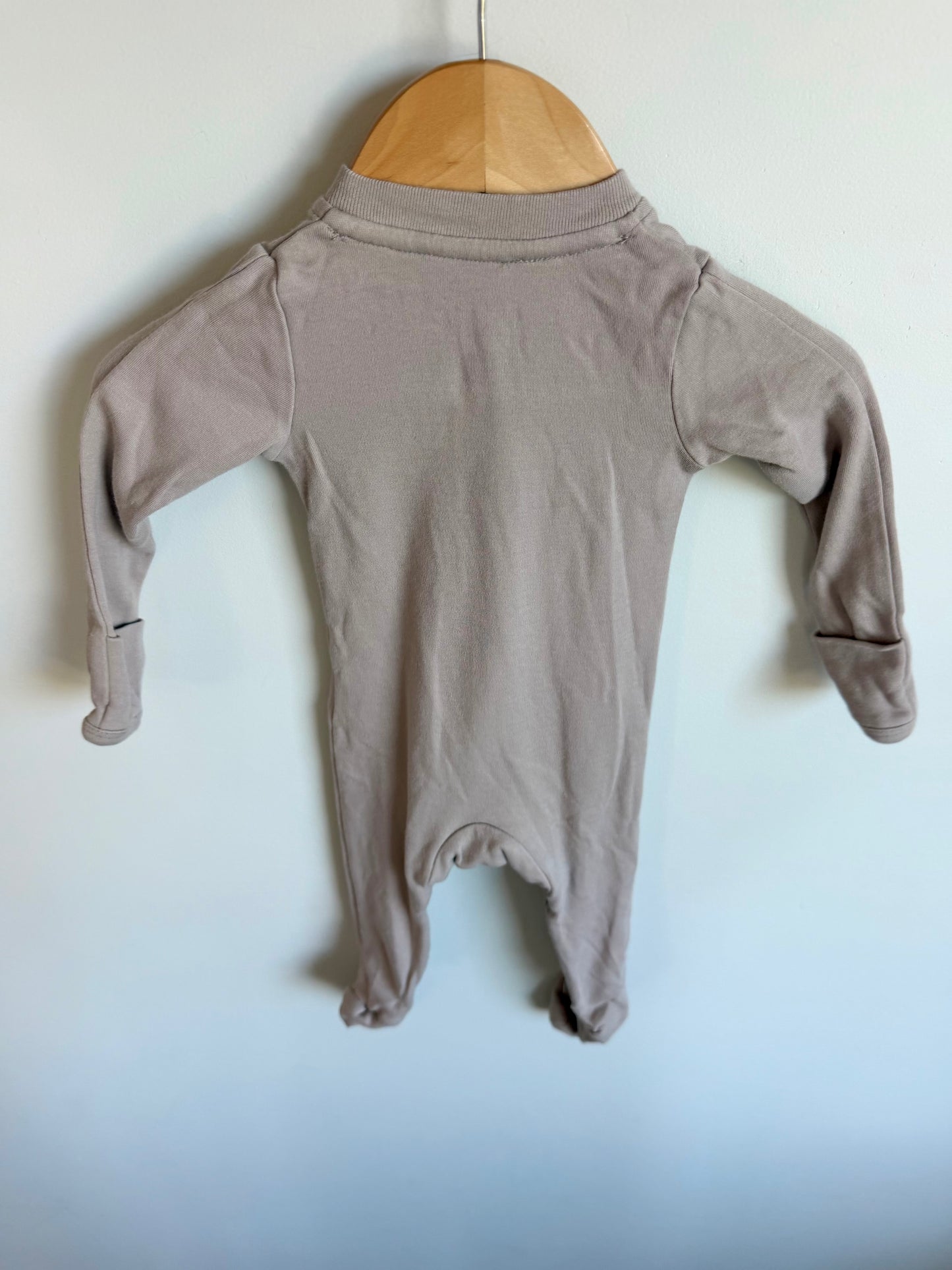 Zippy Jamz Grey Sleeper (PLAY) / 0-3m