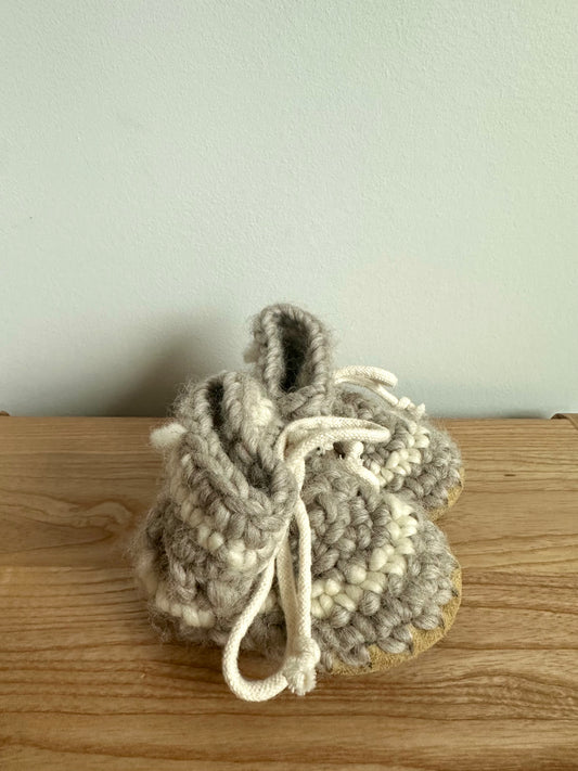 Grey Padraig Cottage Slippers / Size 4 Toddler?