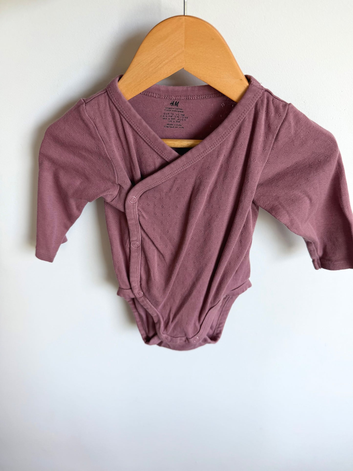 Eyelet Rose Mauve Long Sleeve Bodysuit / 6-9m