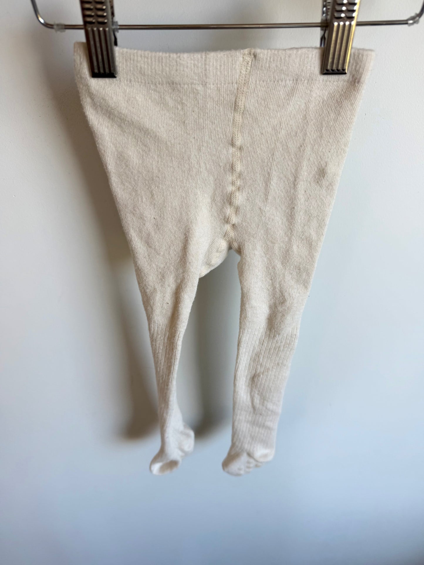 Grippy Footed White Tights / 6-12m?