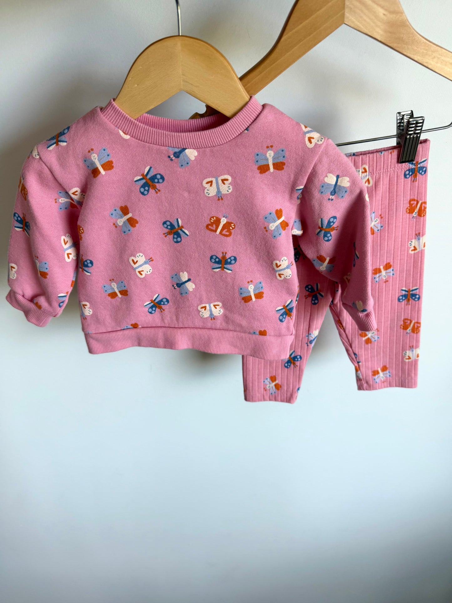 Butterfly Pink Sweater + Pants Set / 3-6m