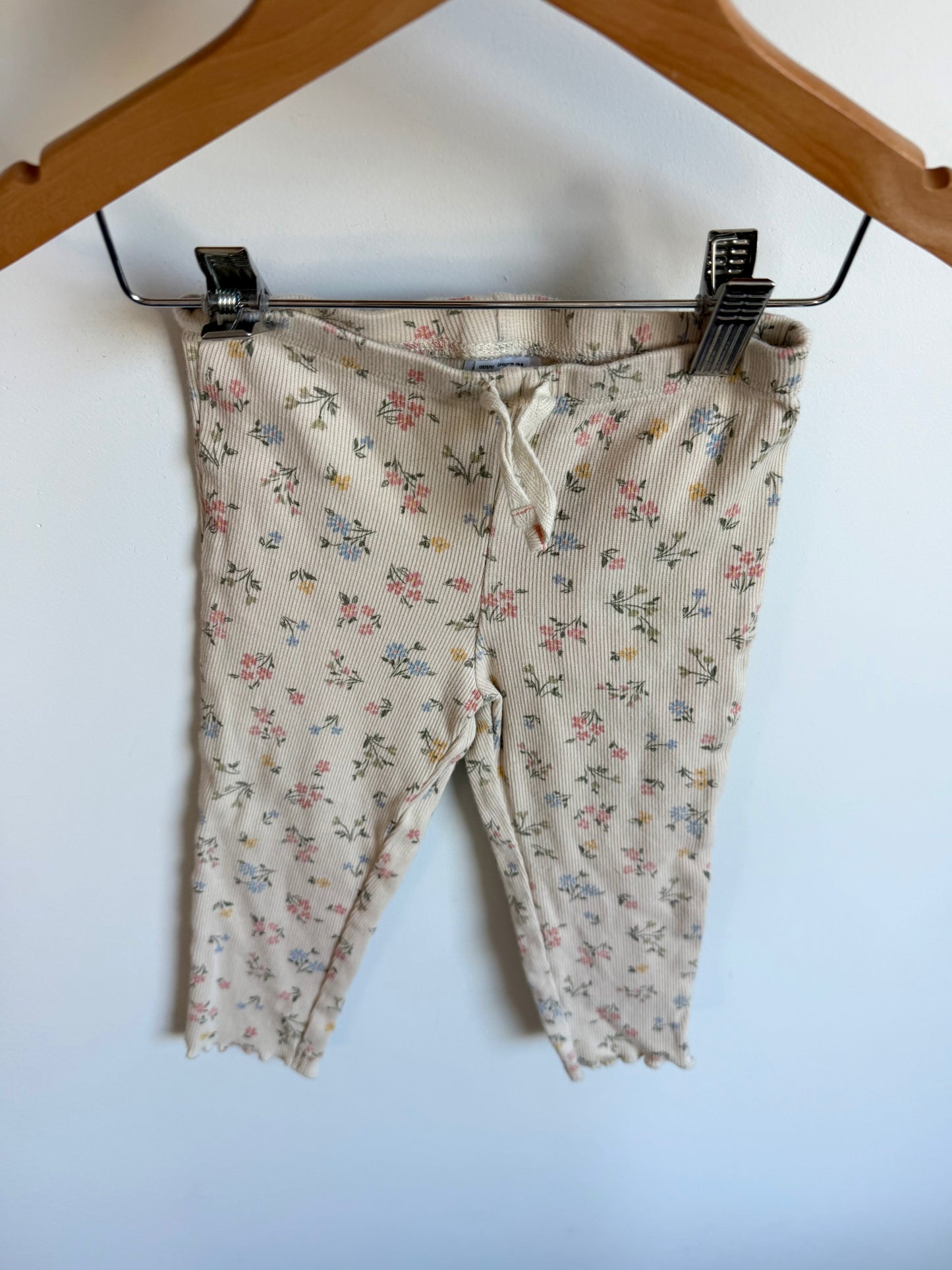 Cream Flowers Wave Hem Pants/ 24m