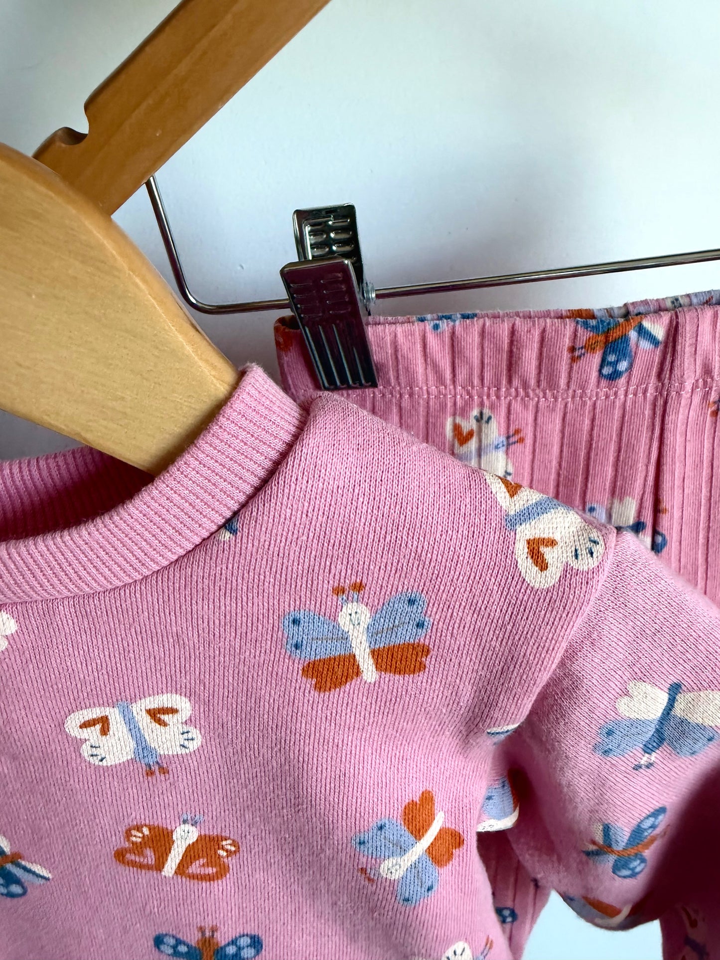 Butterfly Pink Sweater + Pants Set / 3-6m