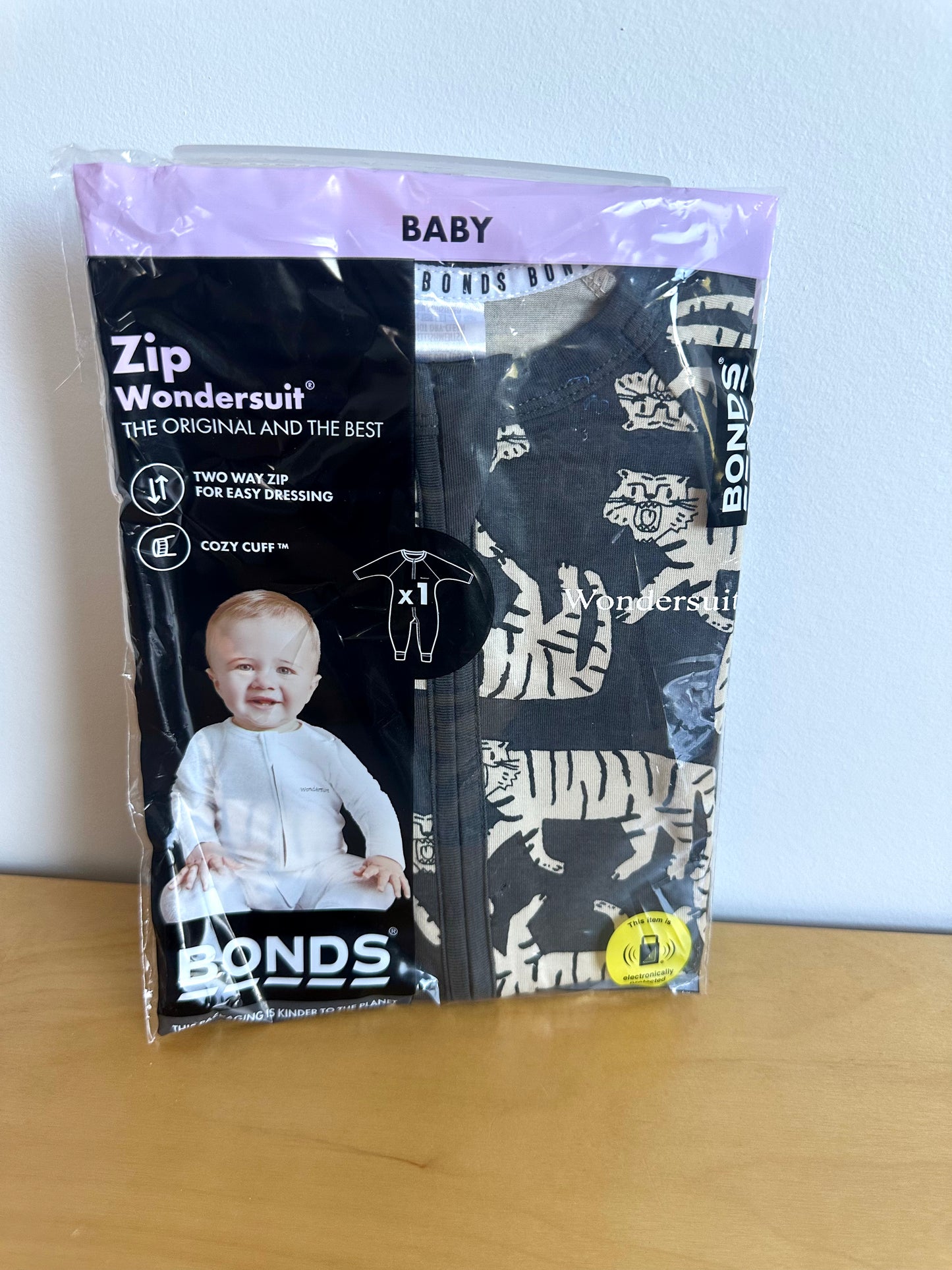 Bonds Grey Tiger Wondersuit Sleeper (In Package) / 0m (size 0000)