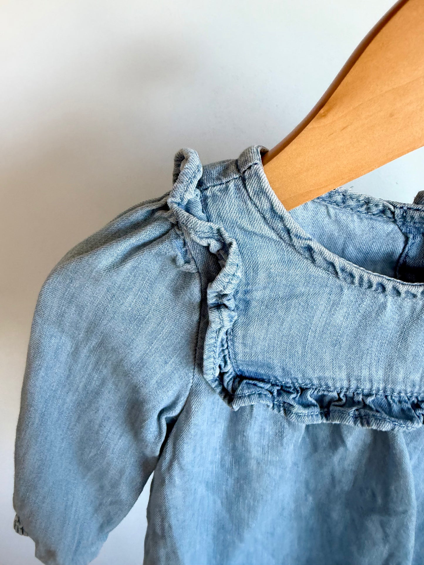 Chambray Ruffle Top Dress  / 18-24m