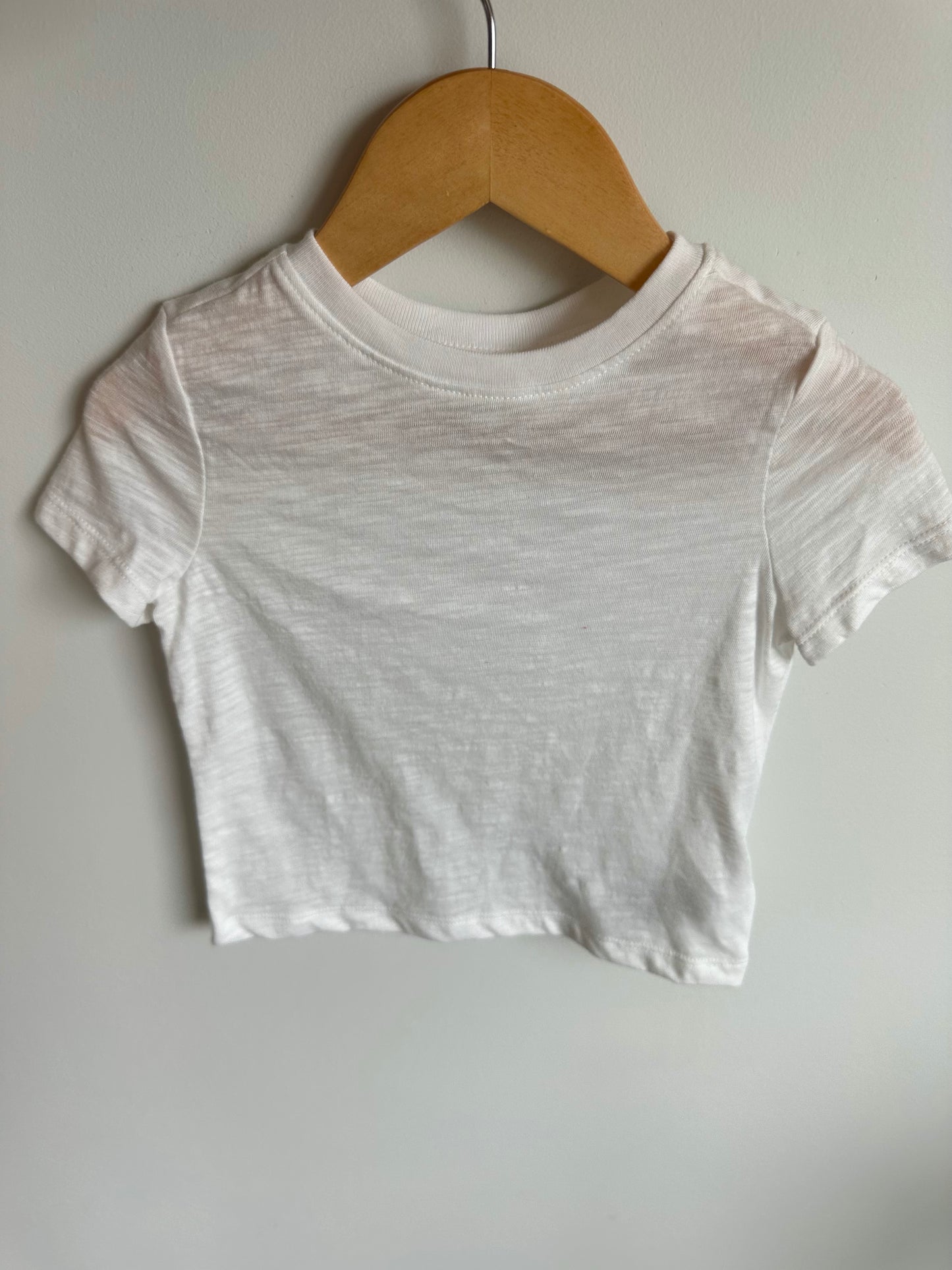 White T-Shirt Top / 18-24m