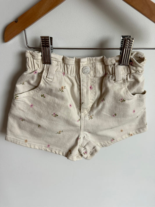 Zara Stretch Jean Floral Shorts / 5 years