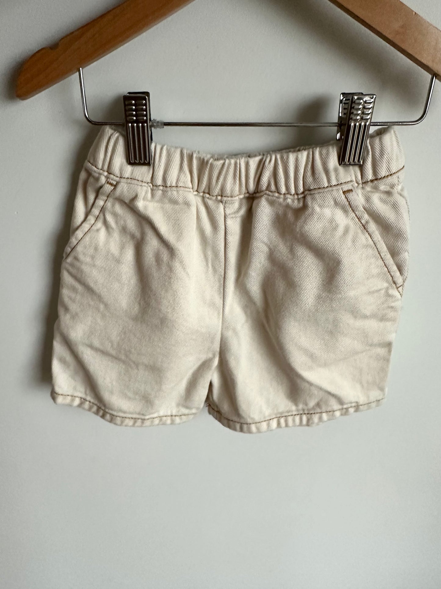 Cream Jean Shorts / 5 years