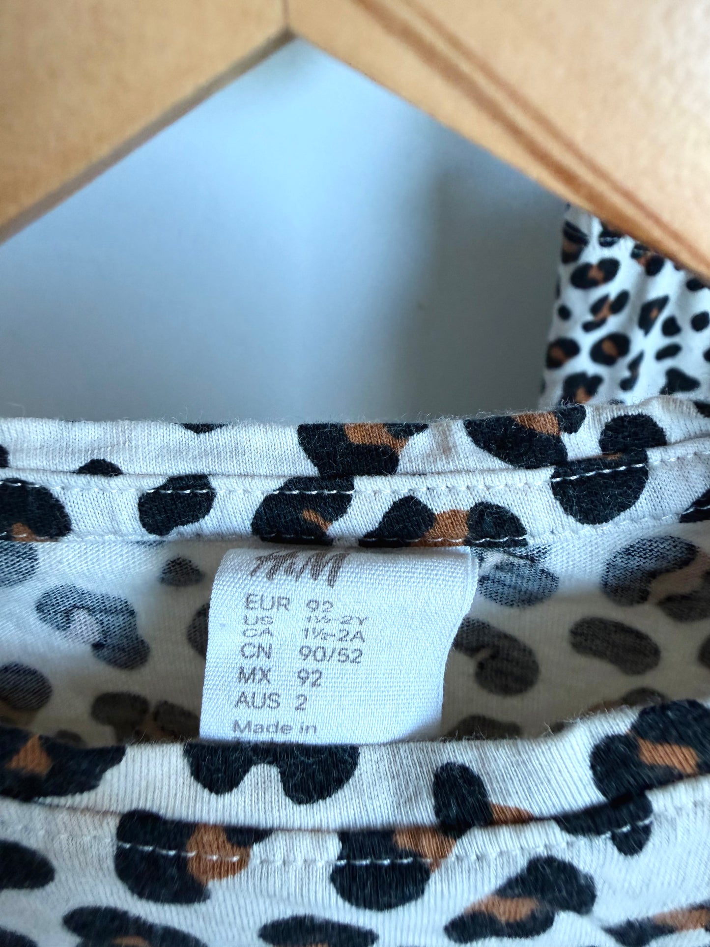 H&M Animal Print T-shirt + Leggings / 18-24m