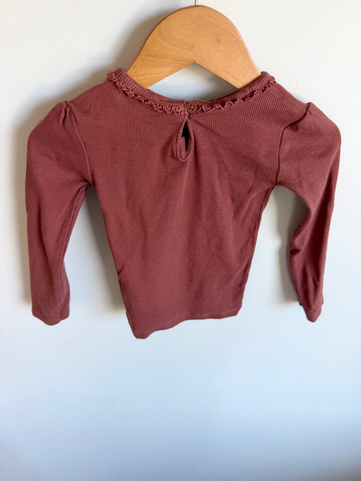 Long Sleeve Lace Neck Line Top / 24m