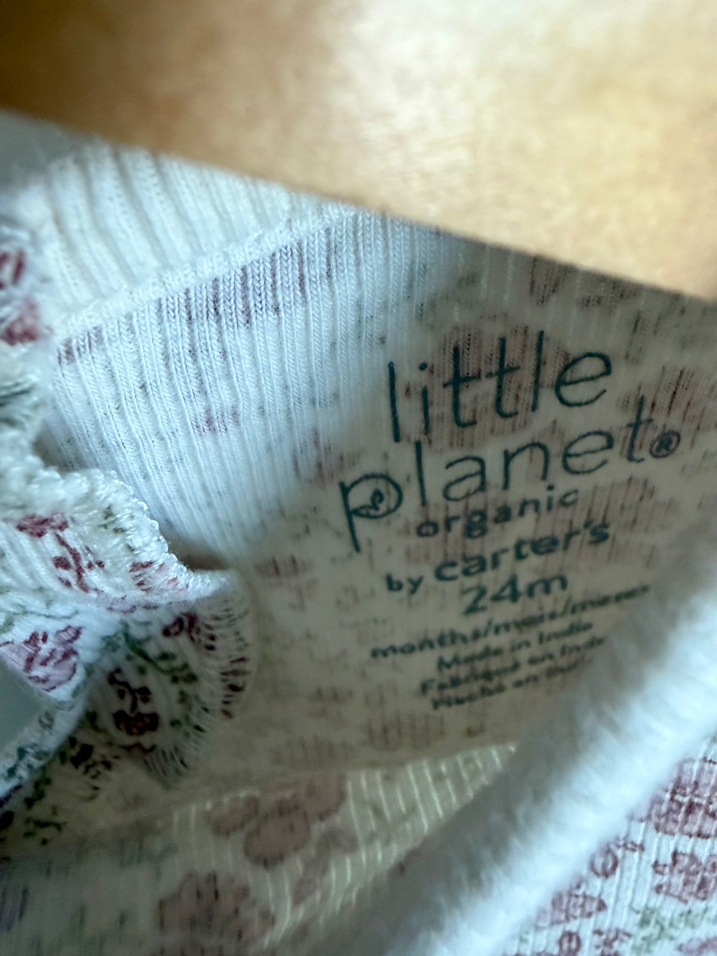 Floral Lace Neck Line Top / 24m