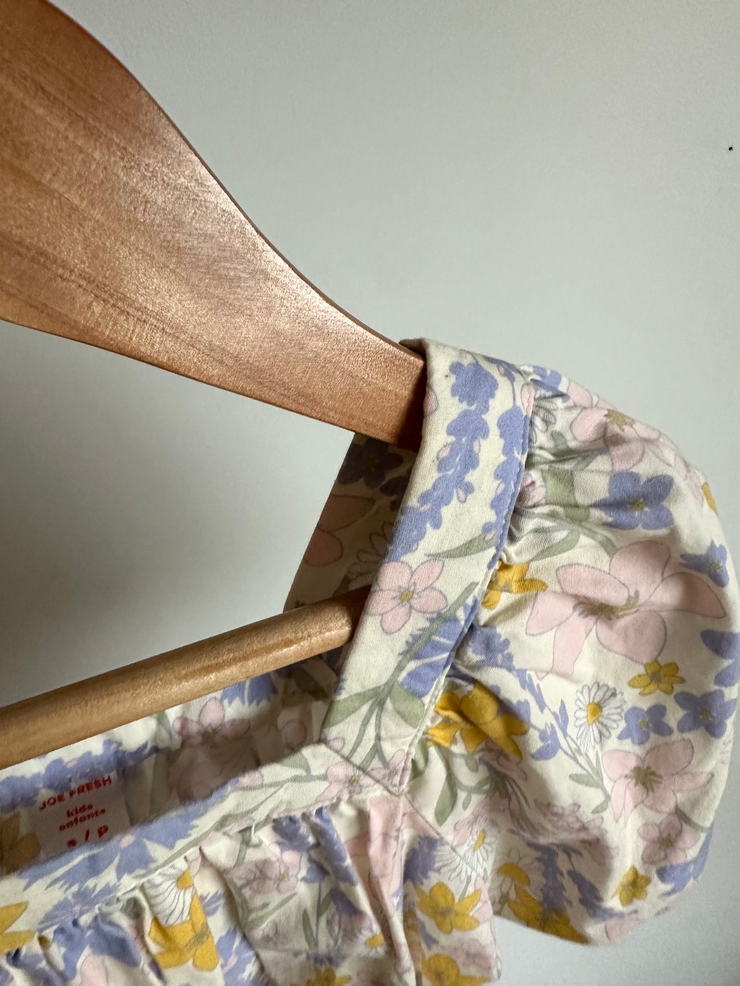 Floral Puff Sleeve Top / 6 years