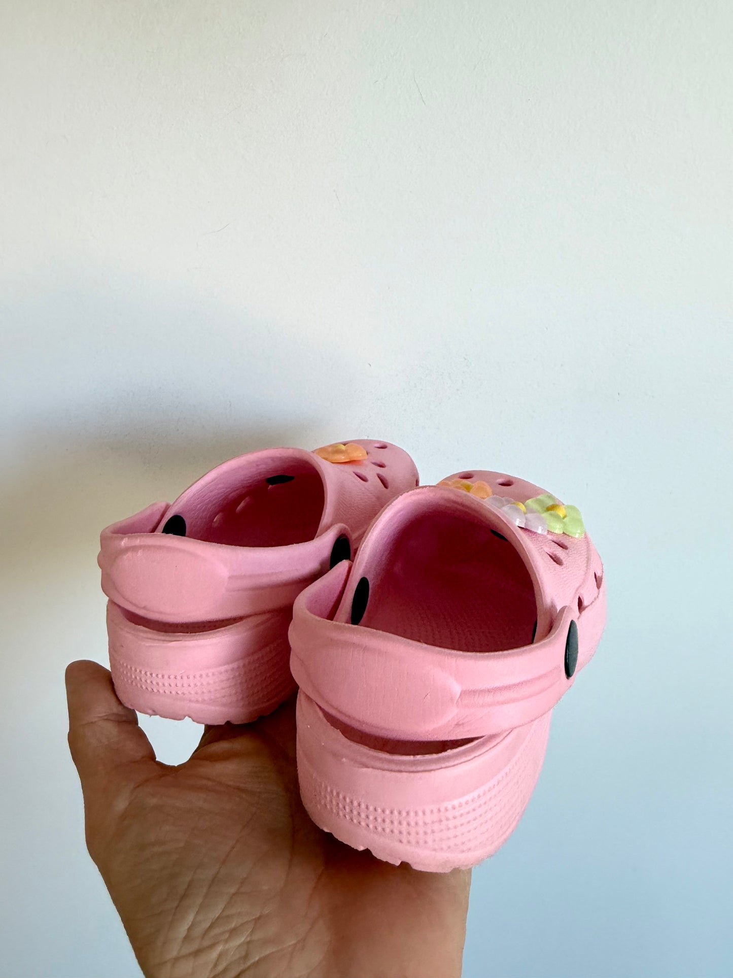 Pink Flower Sandals / Size 5-6 Toddler