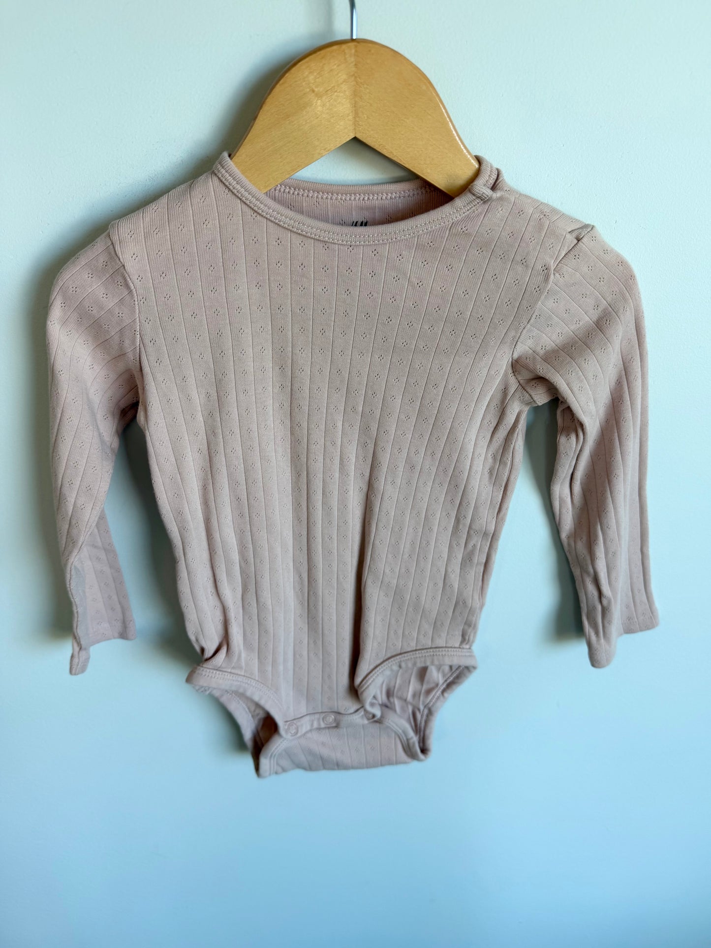 H&M Organic Pink Eyelet Bodysuit / 18m-2T