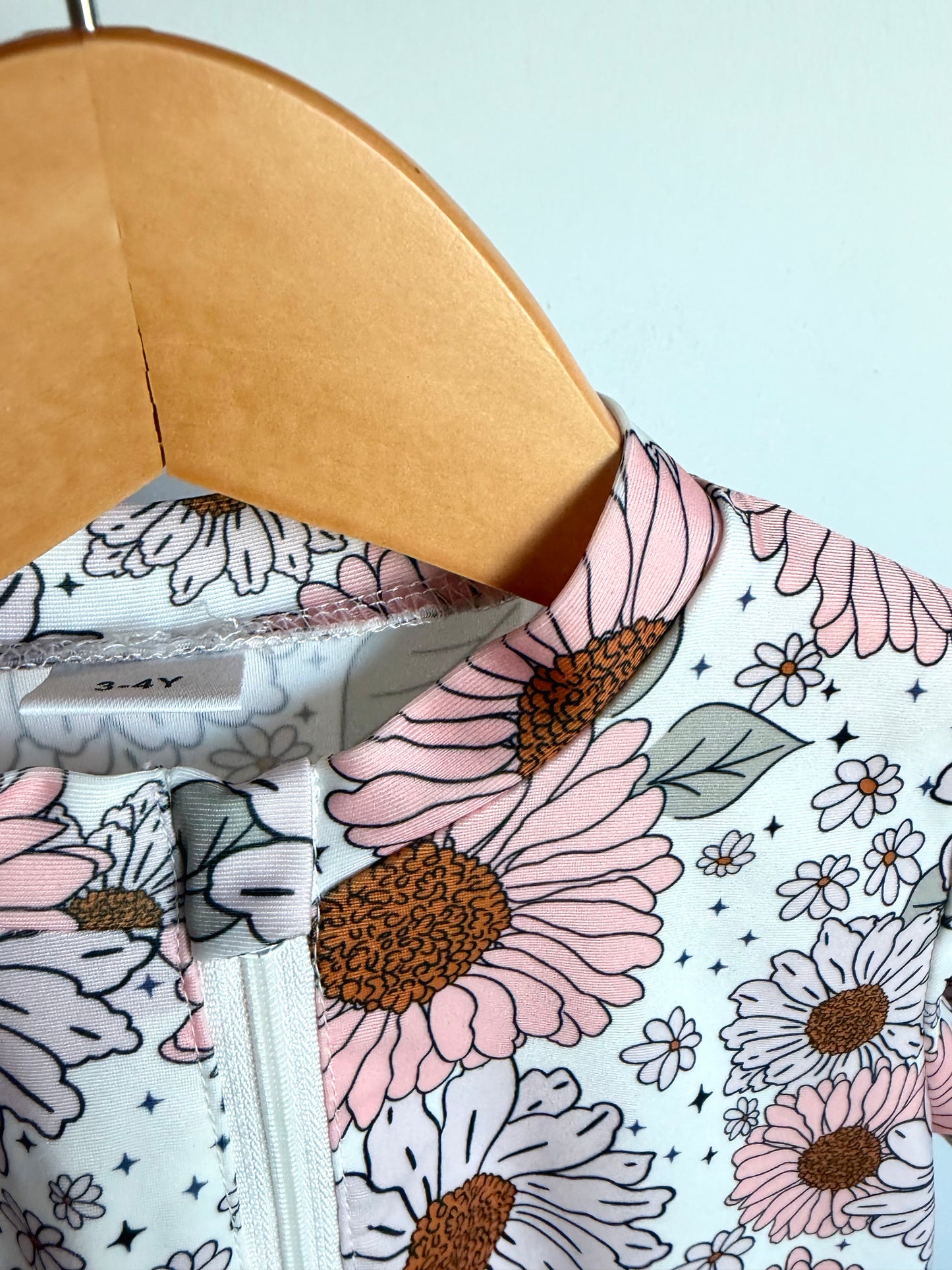 Floral Long Sleeve Swimsuit / 3-4T