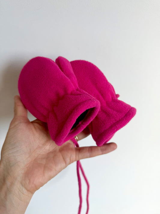 Pink String Mits / 6-24m?