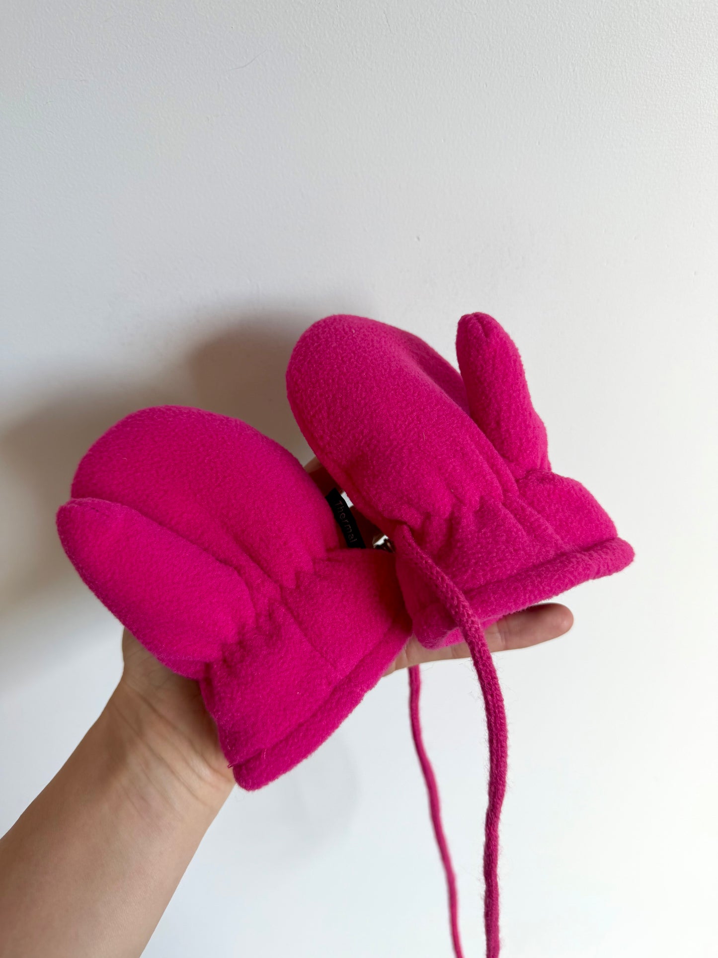 Pink String Mits / 6-24m?