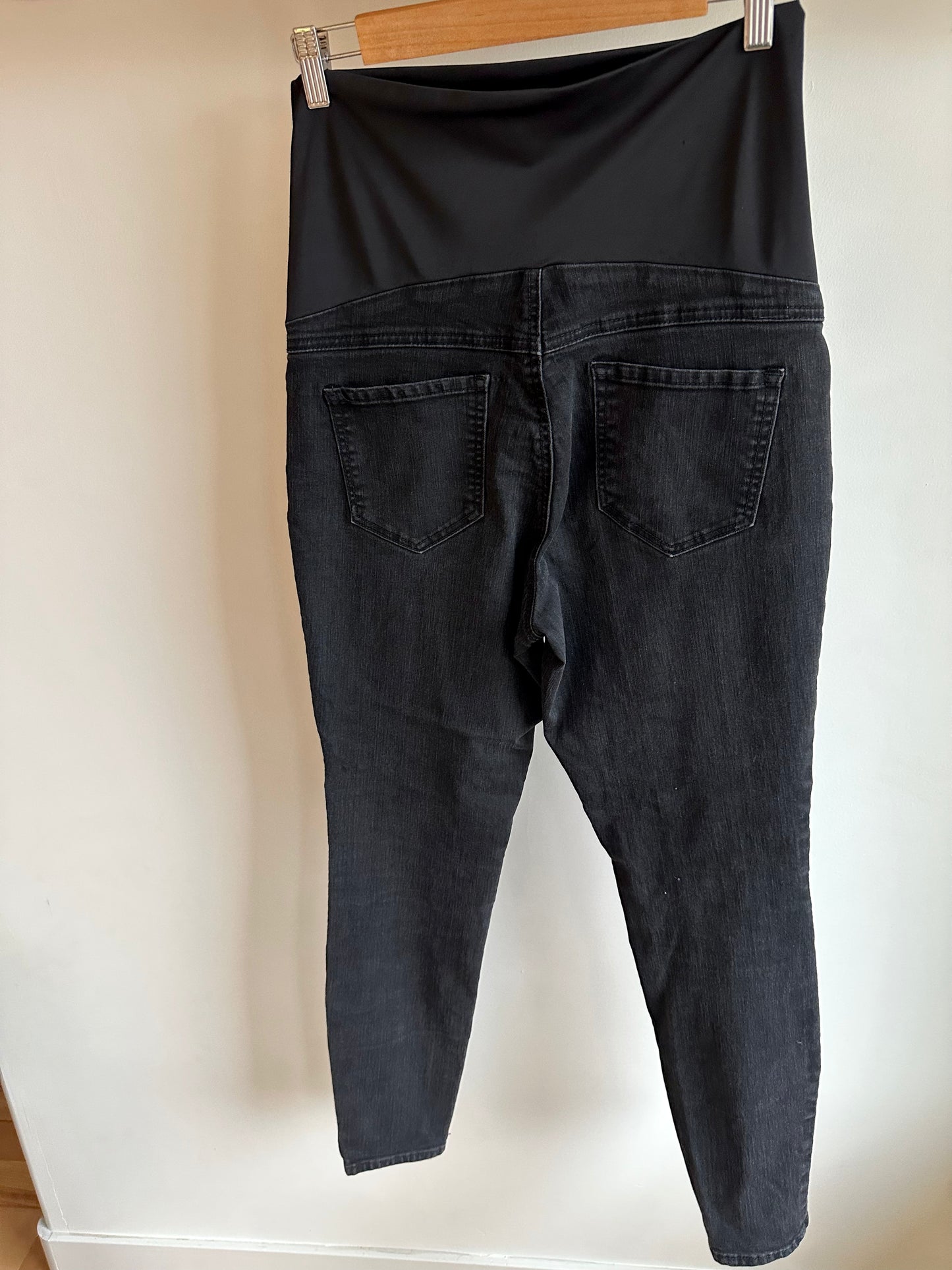 Thyme Black Slim Fit Pants / Medium