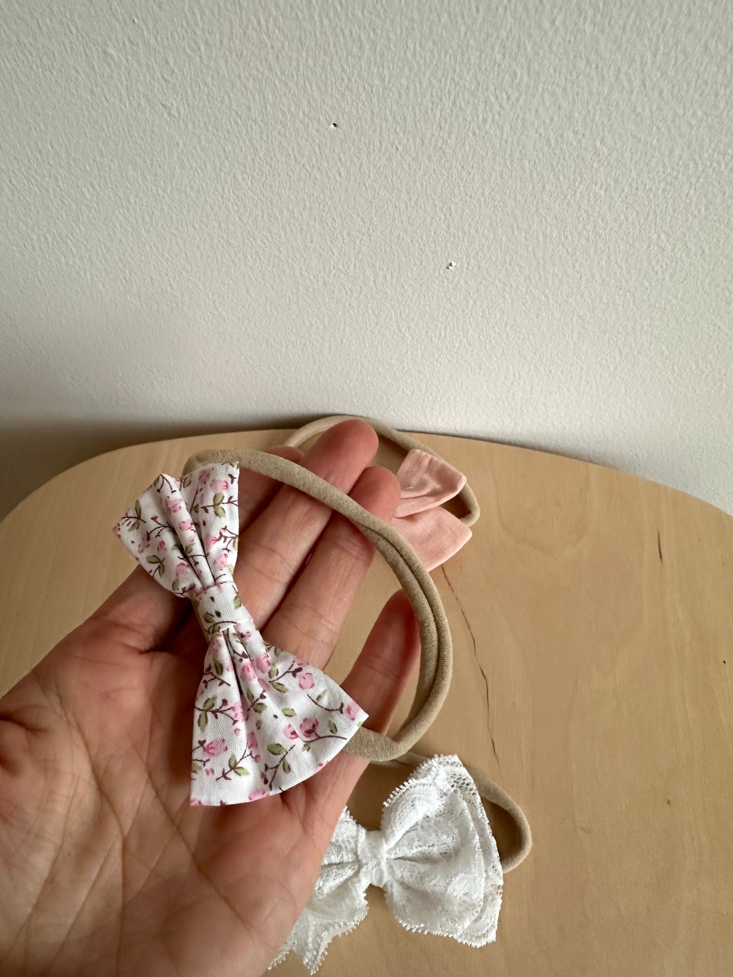 Nylon Bow 3 Headbands (Pink, Lace, Floral) / 0-6m