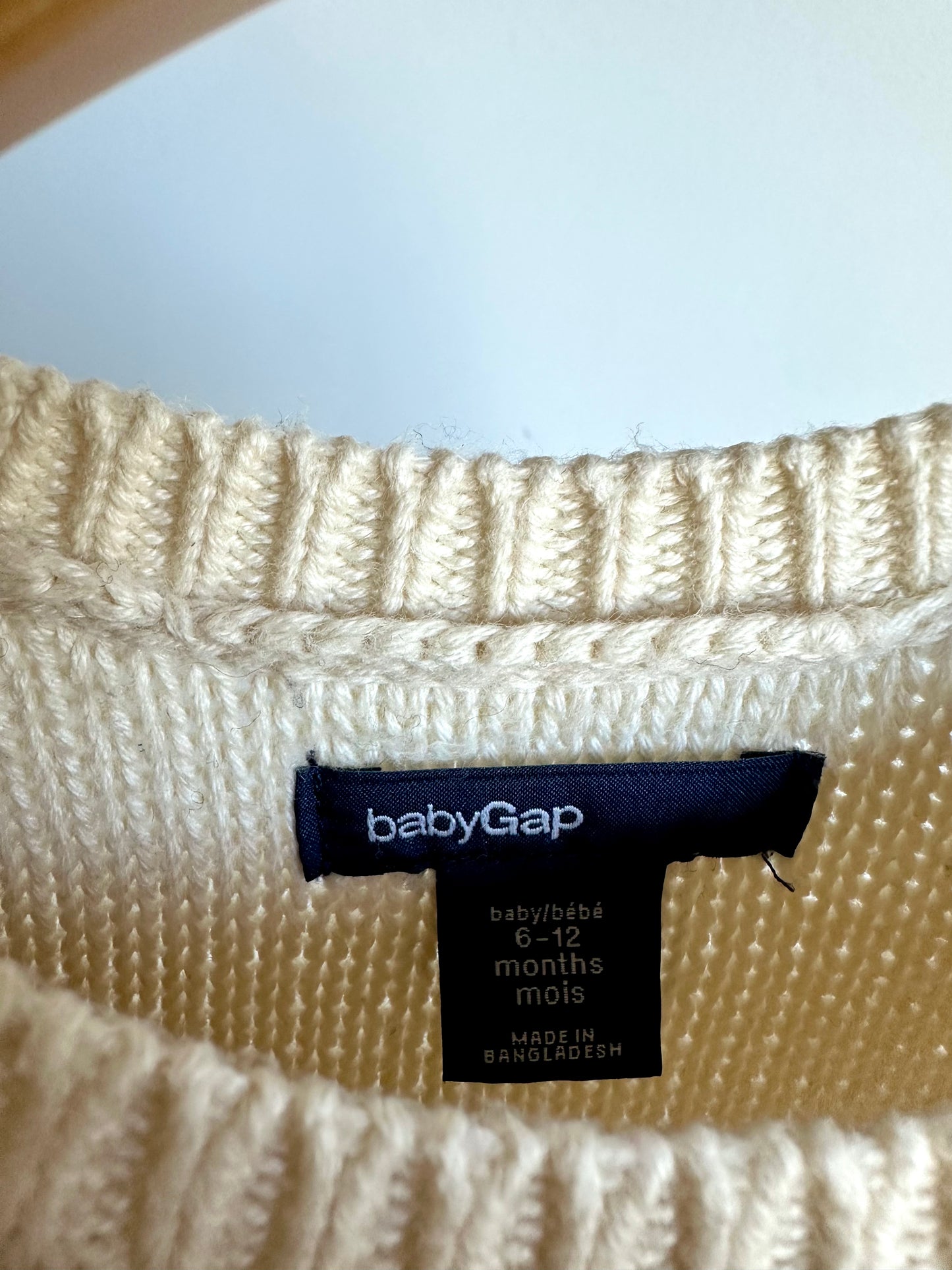 Gap Cream Cable Knit Sweater / 6-12m