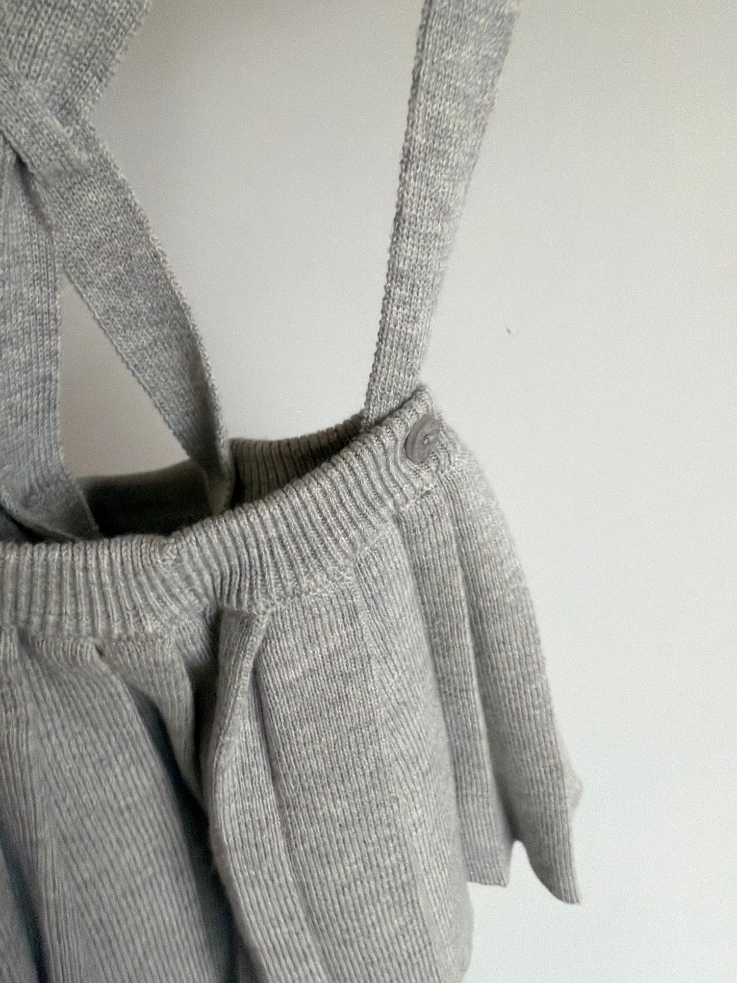 Thick Grey Knit Skirt with Removable Suspenders / 6-9m