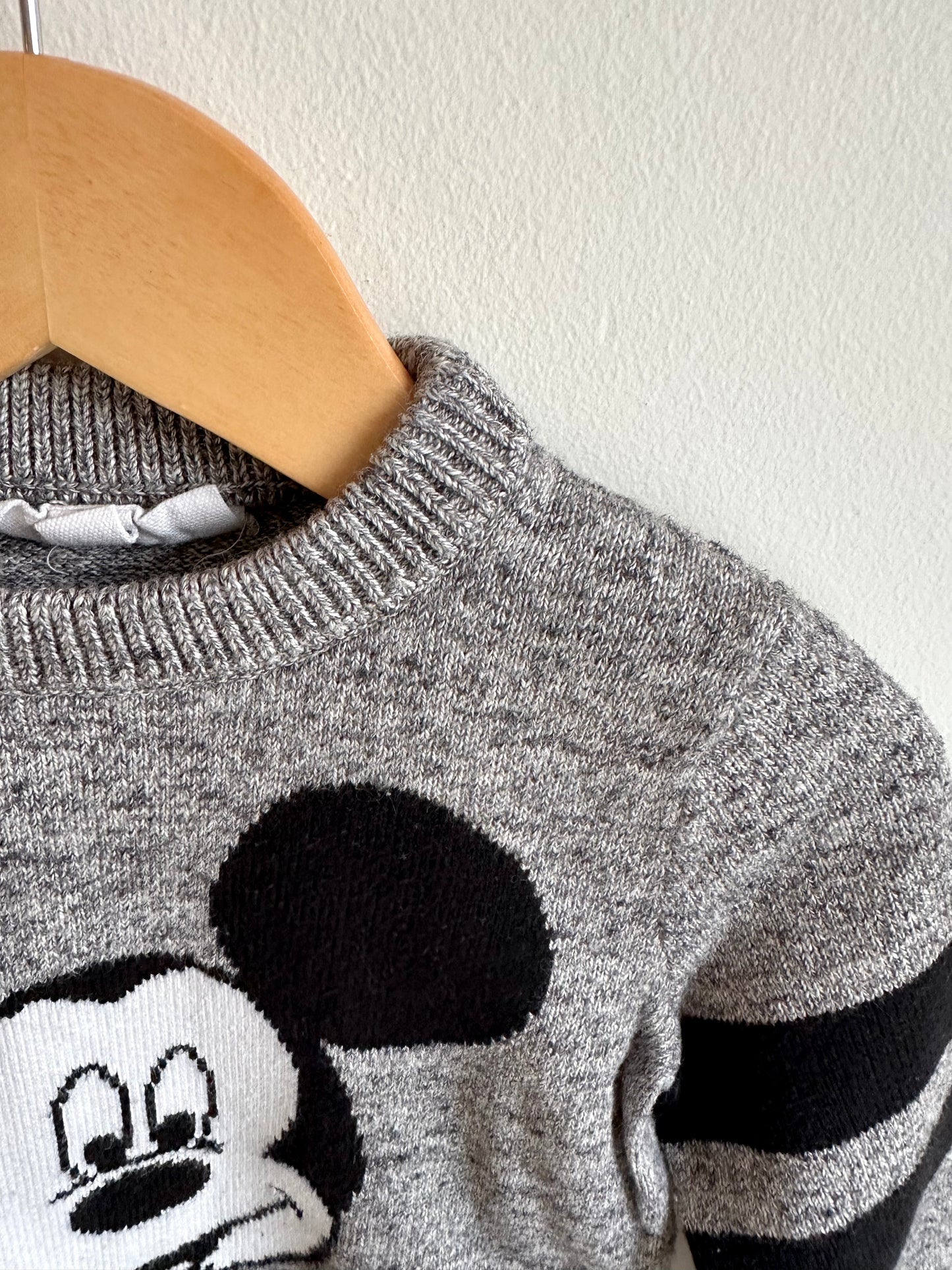 Mickey Mouse Sweater / 12-18m