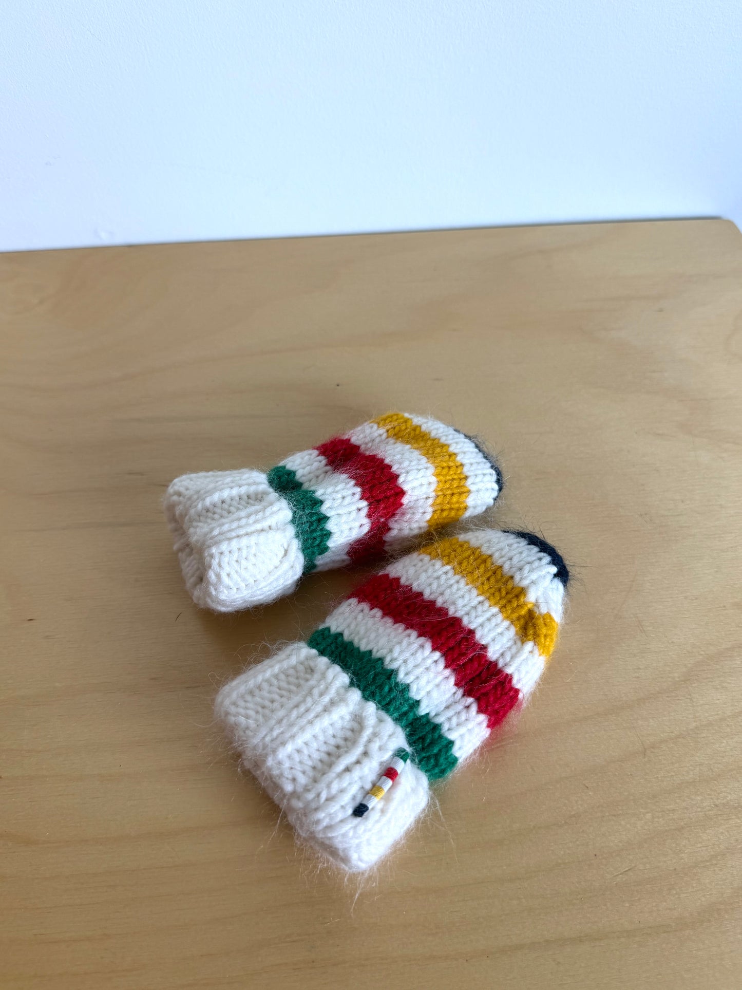 HBC Striped Mittens / 0-12m