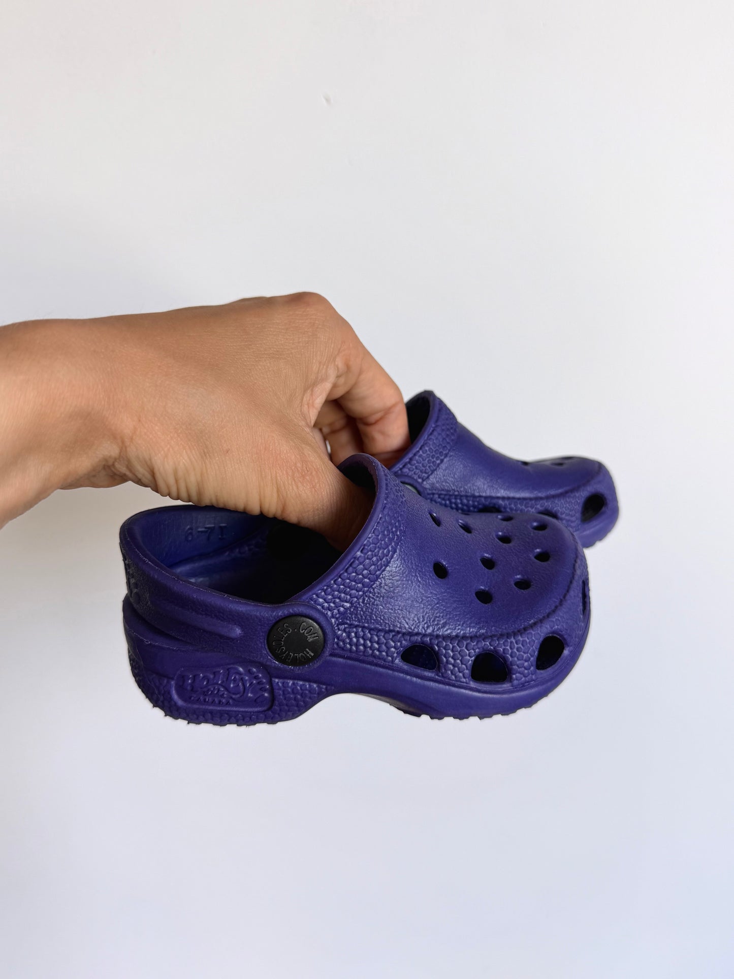 Purple Holey Soles / Size 6-7 Toddler