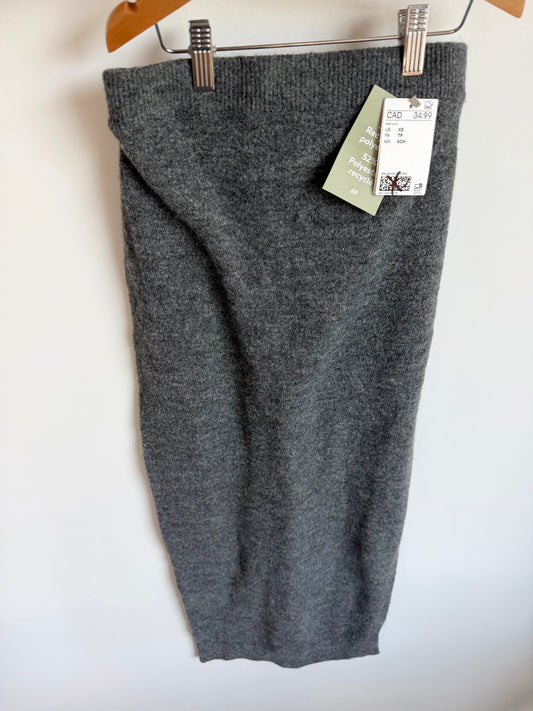 H&M Dark Grey Knit Maternity Skirt (With Tags) / XS