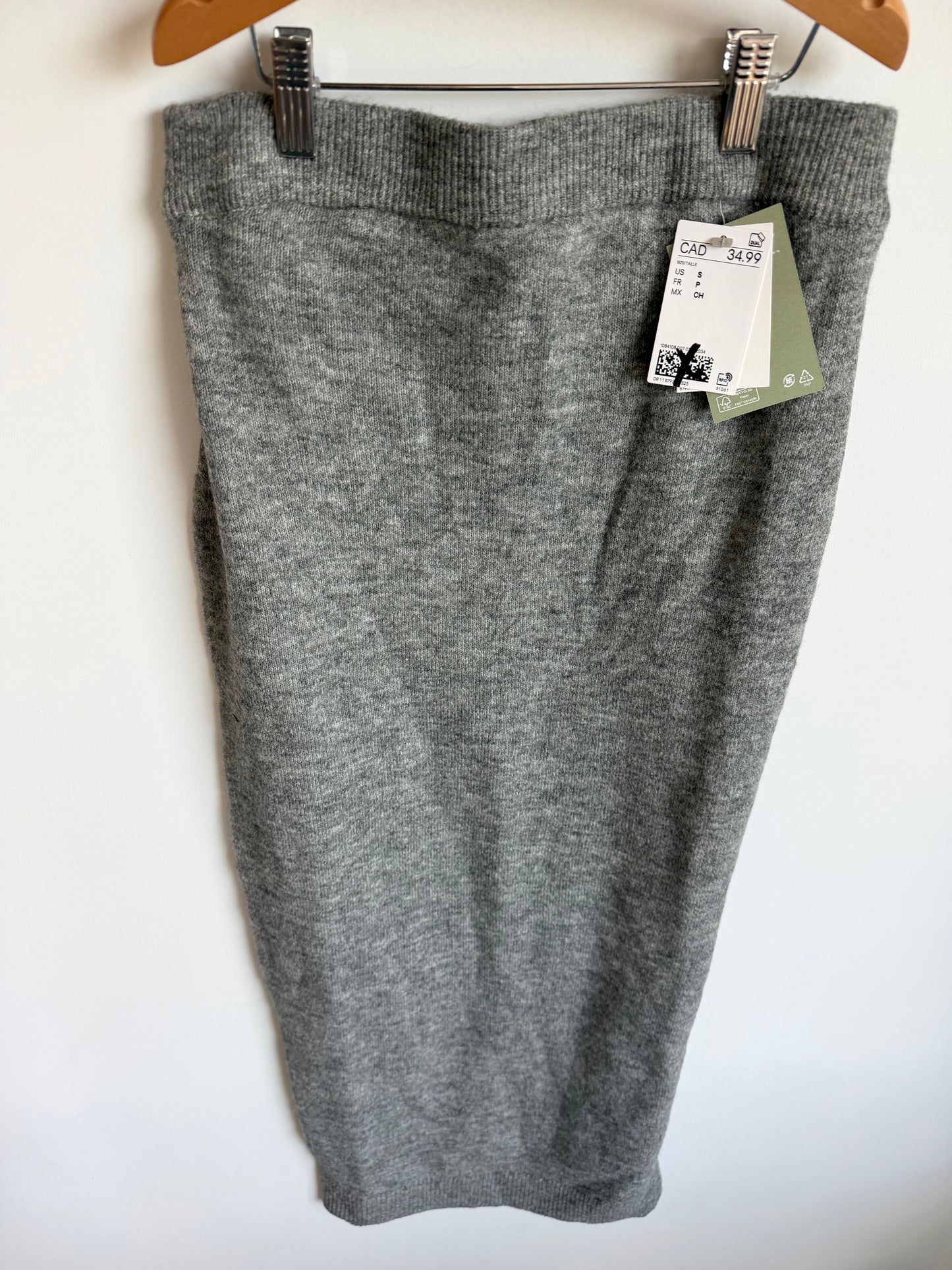 H&M Light Grey Knit Maternity Skirt (With Tags) / S