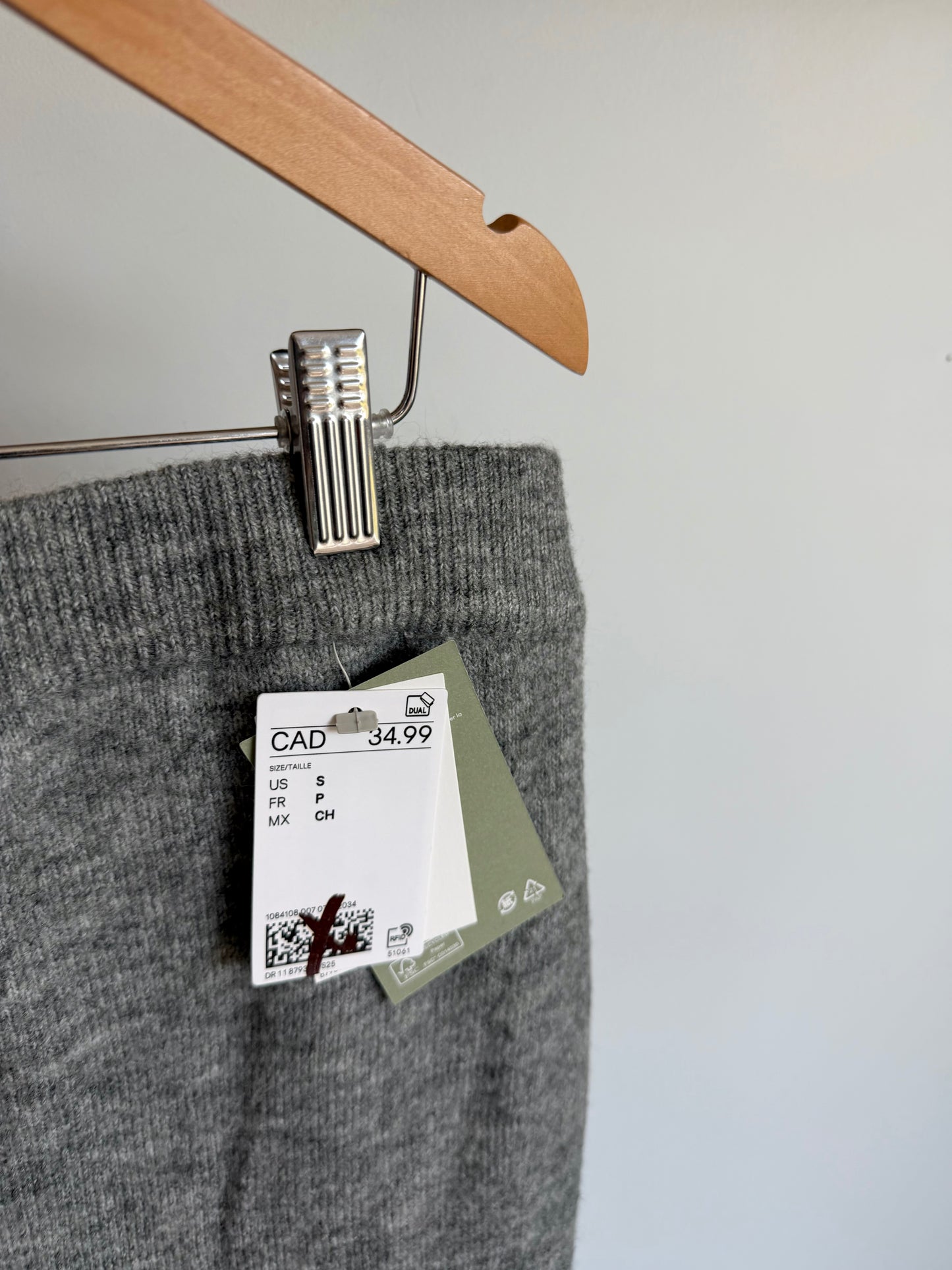 H&M Light Grey Knit Maternity Skirt (With Tags) / S