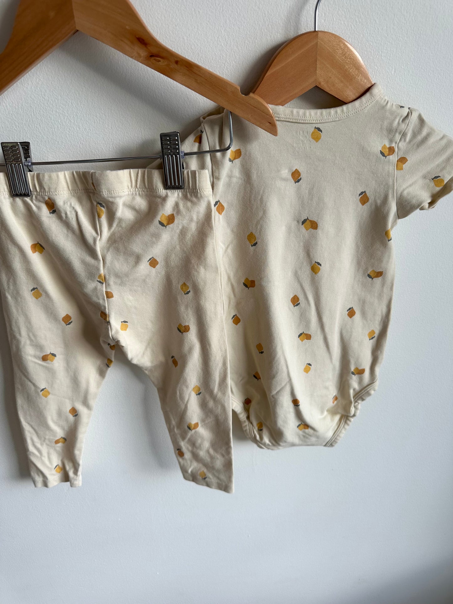 Pear Bodysuit + Pants Set / 12-18m