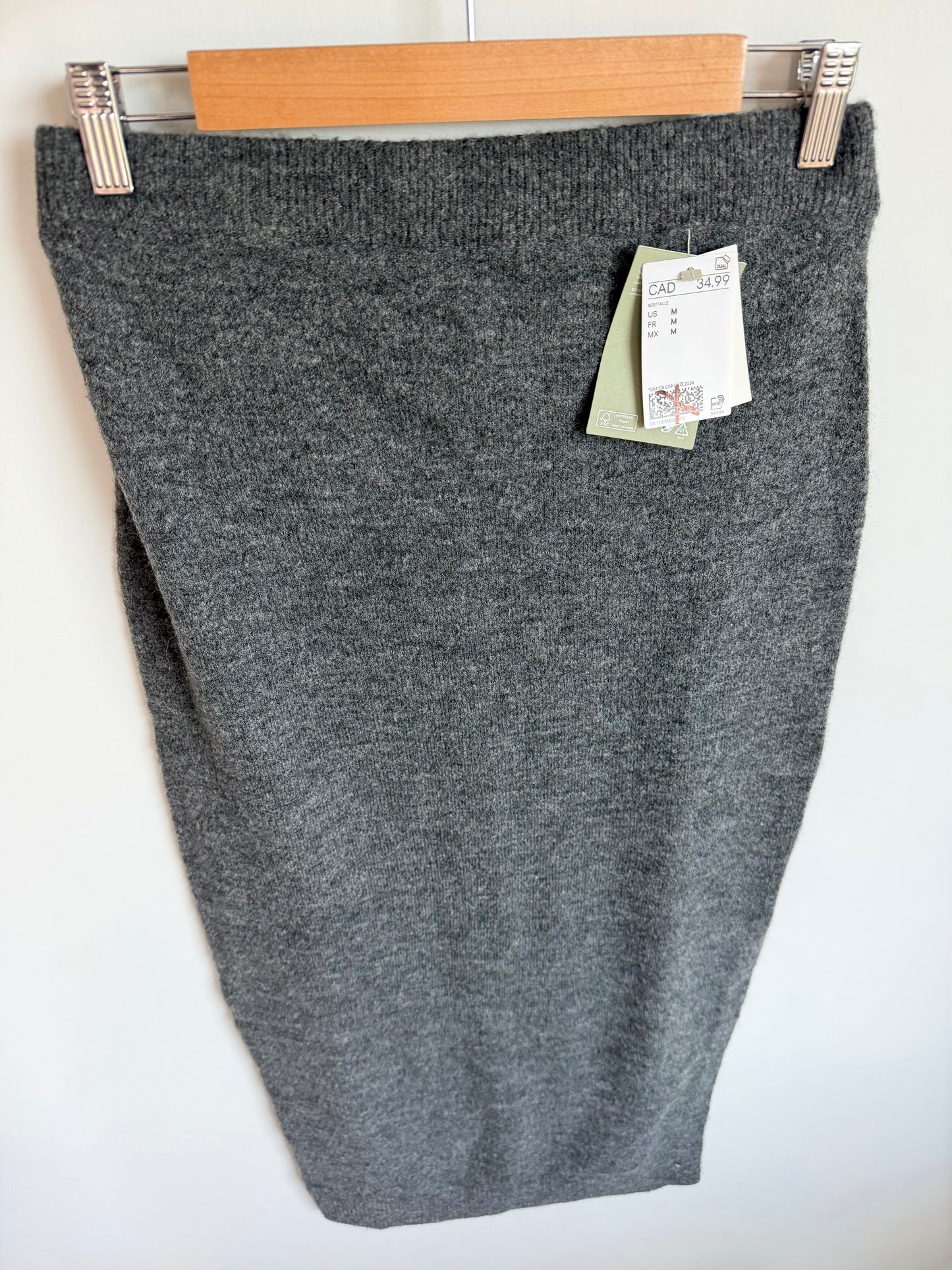H&M Dark Grey Knit Maternity Skirt (With Tags) / M