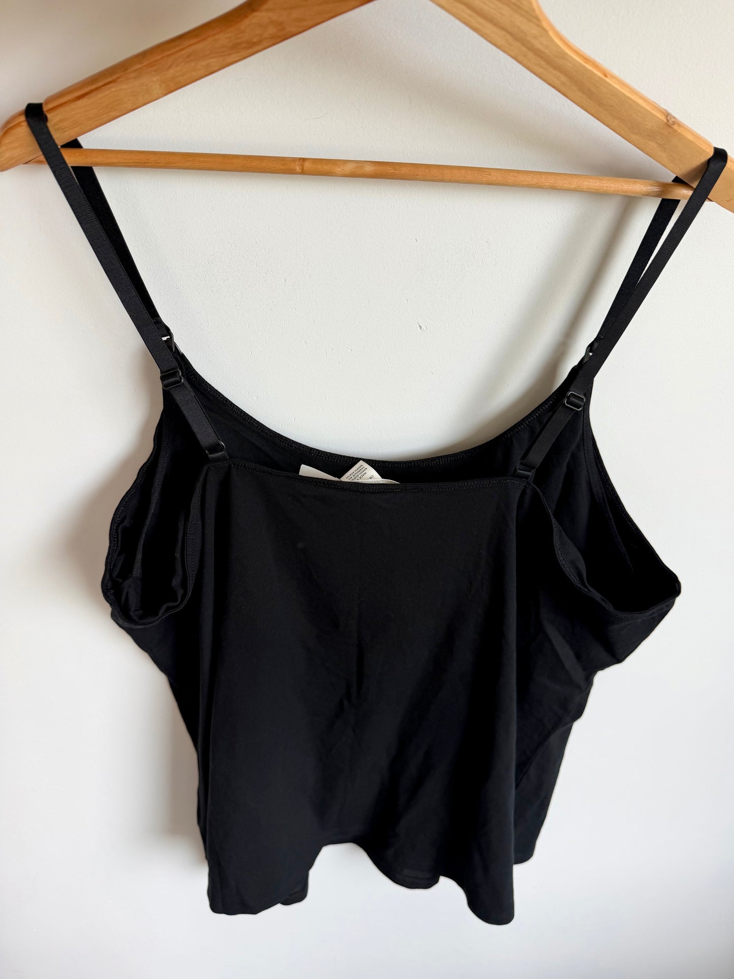 H&M Black Nursing Tank (With Tags) / XXL
