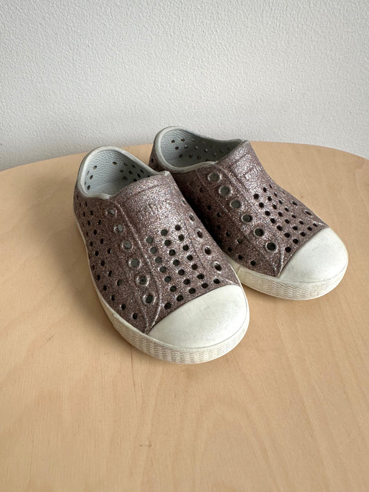 Sparkle Native Shoes / Size 5 Toddler Footwear