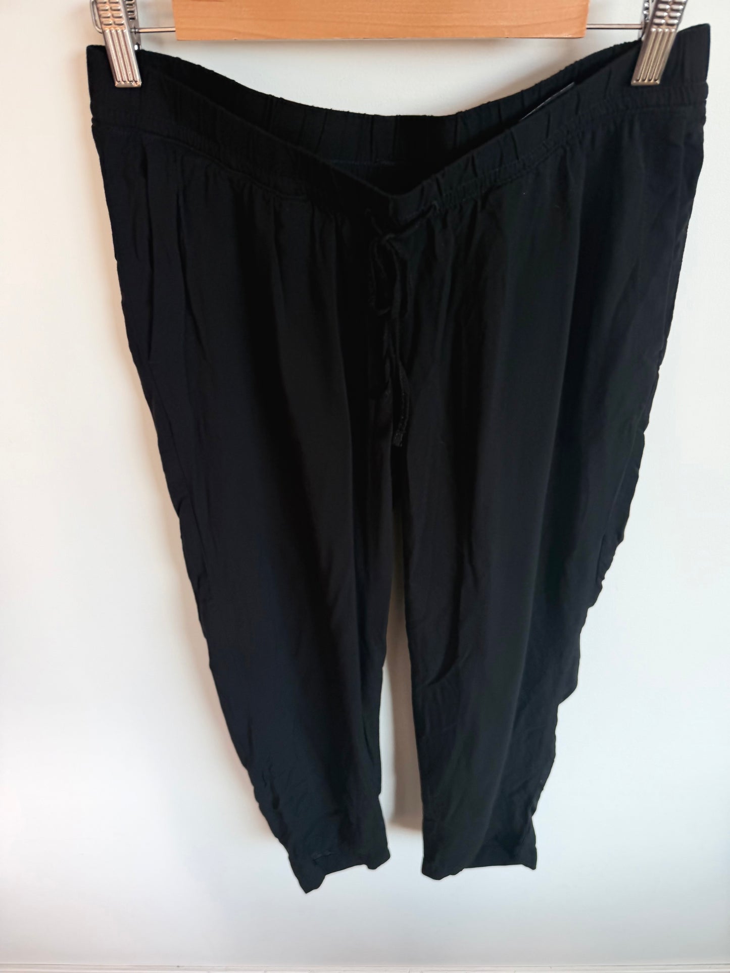 H&M Black Lounge Maternity Pants / Small