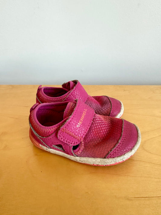 Merrell Pink Shoe (PLAY) / Size 5M Toddler