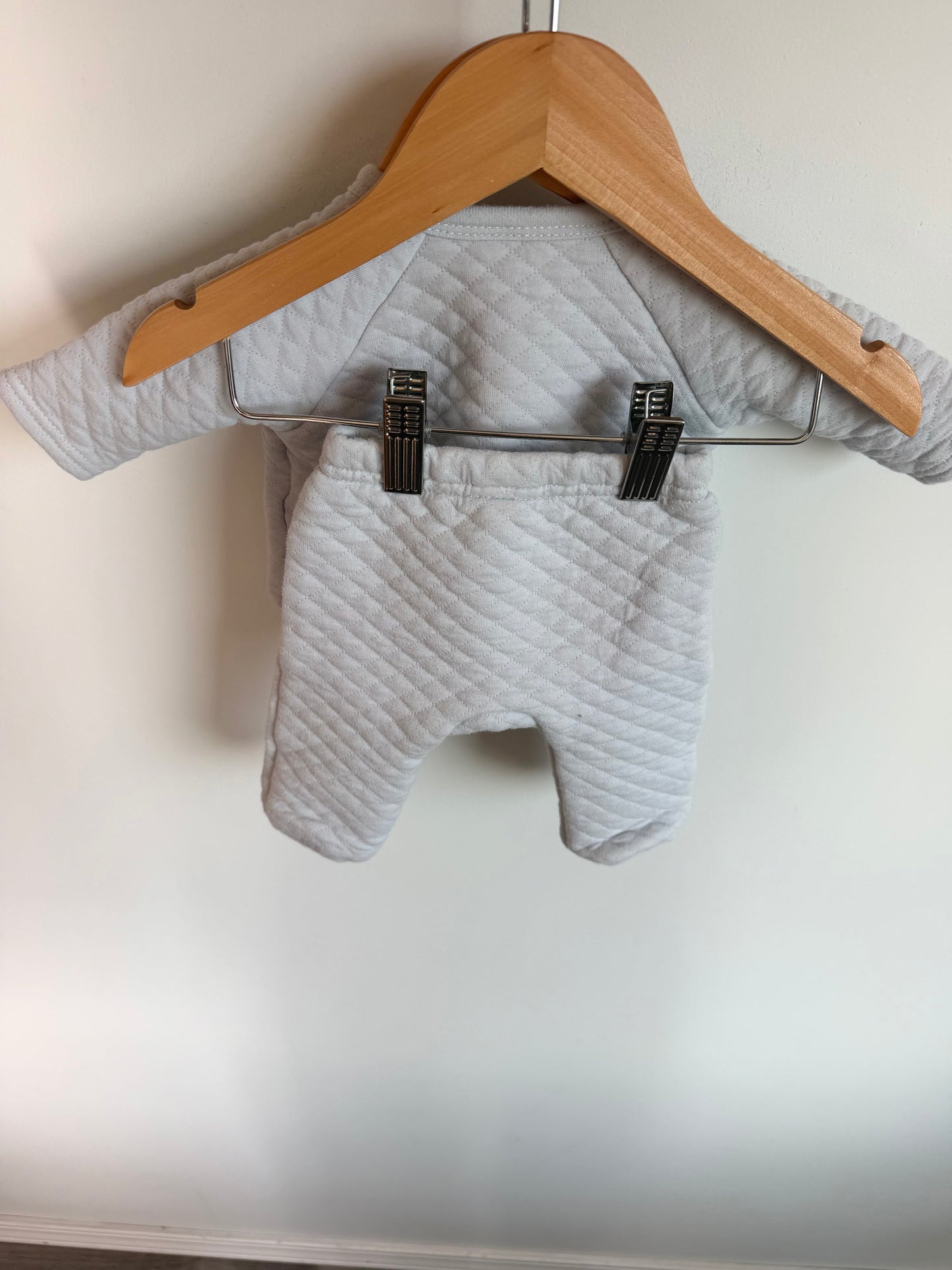 Newborn Blue Quilted Top + Bottoms Set / 0m