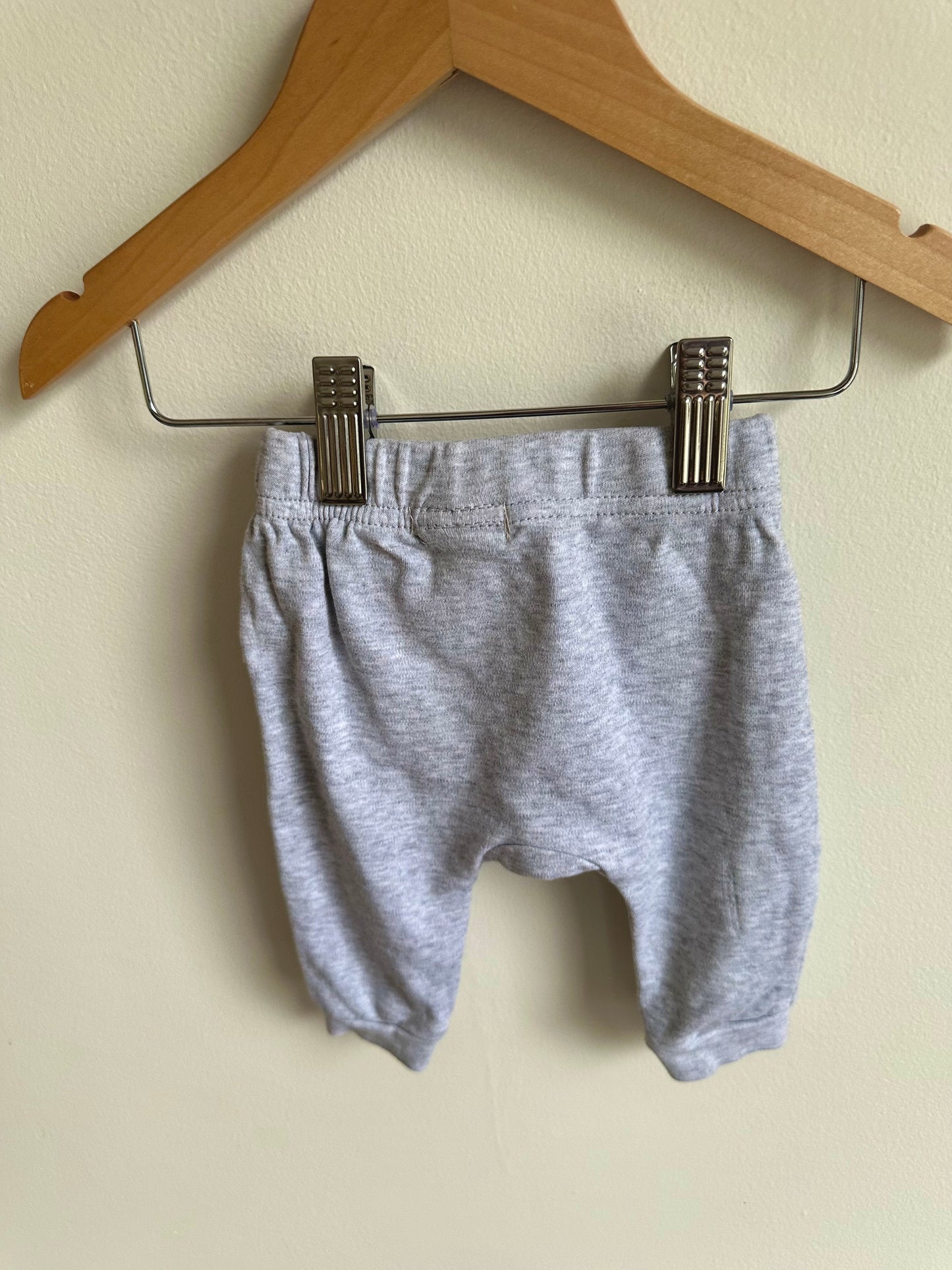 Grey Pants with Pocket / 0-3m