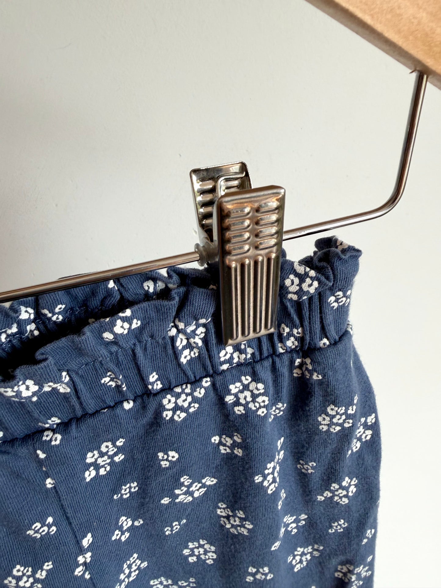 Blue Pants with White Flowers / 18m